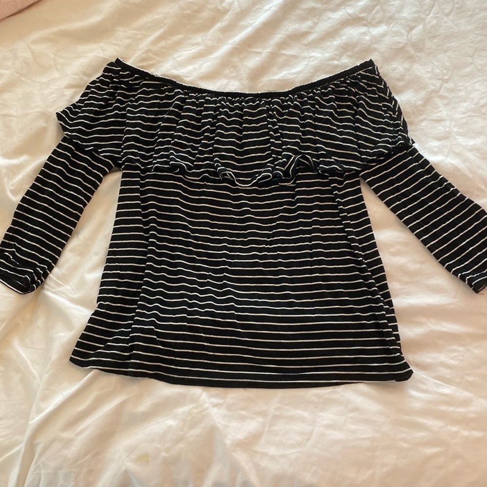 Women’s American Eagle Off the Shoulder, 3/4 Length Sleeve Top